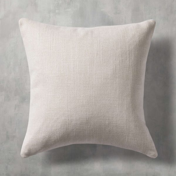 Izzy Pillow